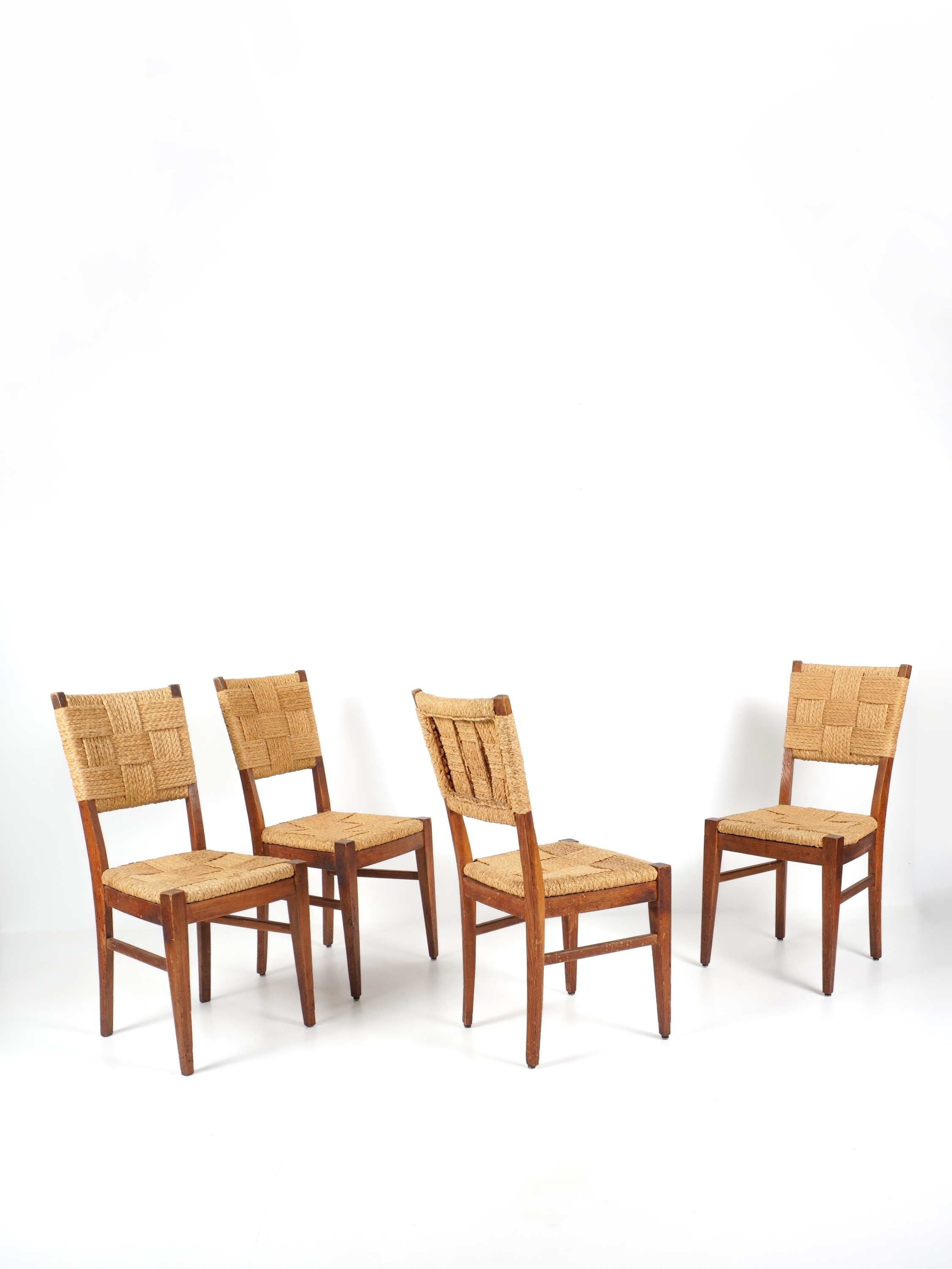 ensemble de 4 chaises en chêne et corde audoux minet vers 1950 design, brutaliste
