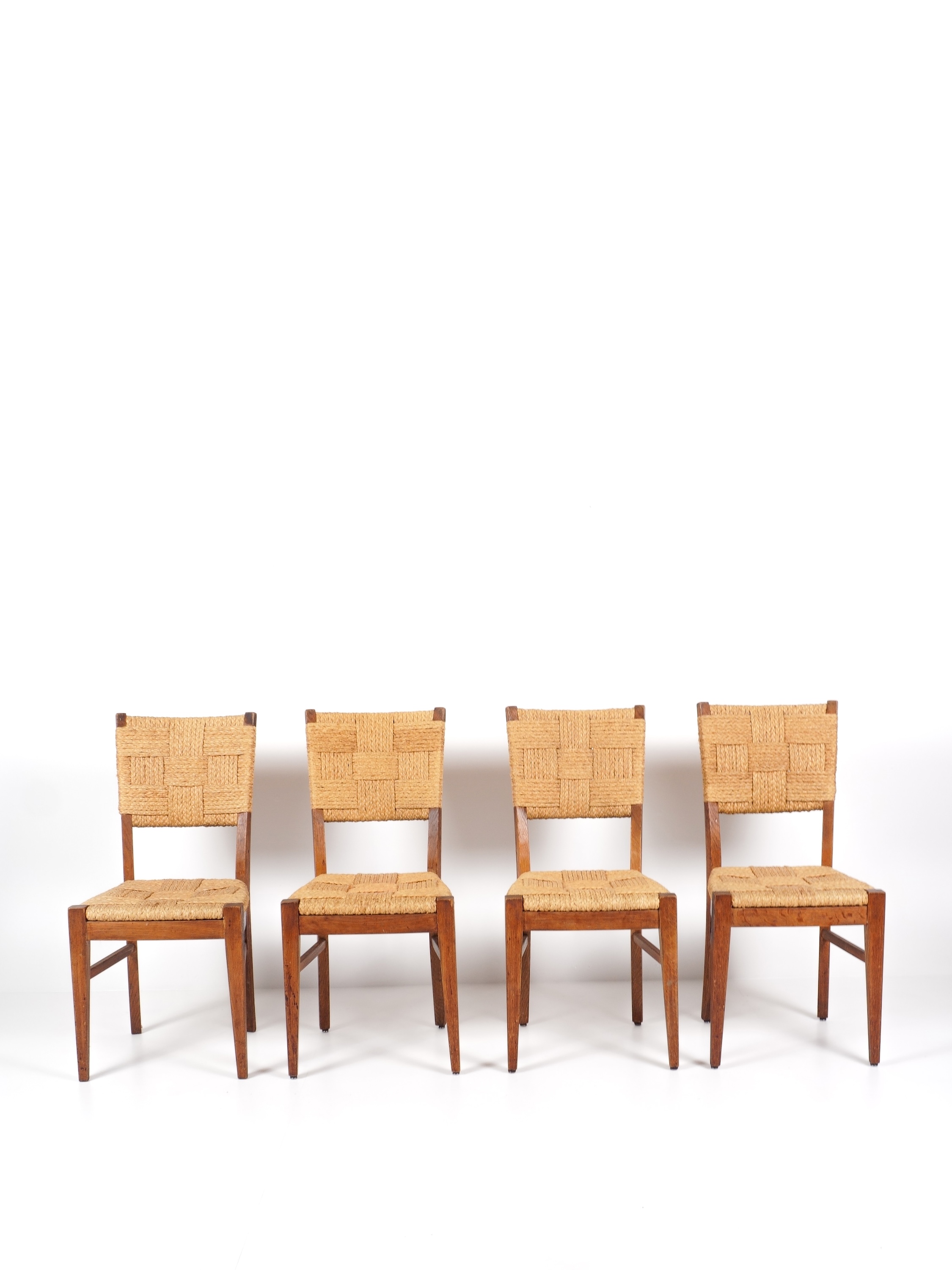 ensemble de 4 chaises en chêne et corde audoux minet vers 1950 design, brutaliste